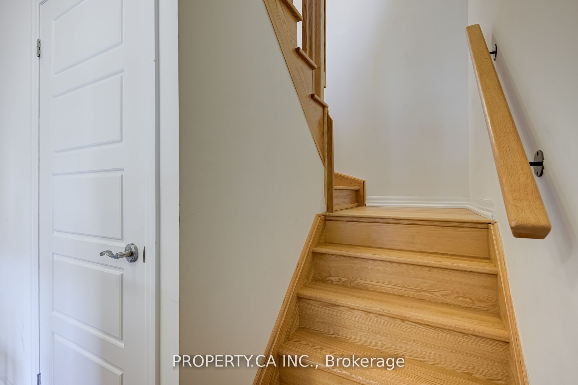 123 Bravo Lane Property Photo 3