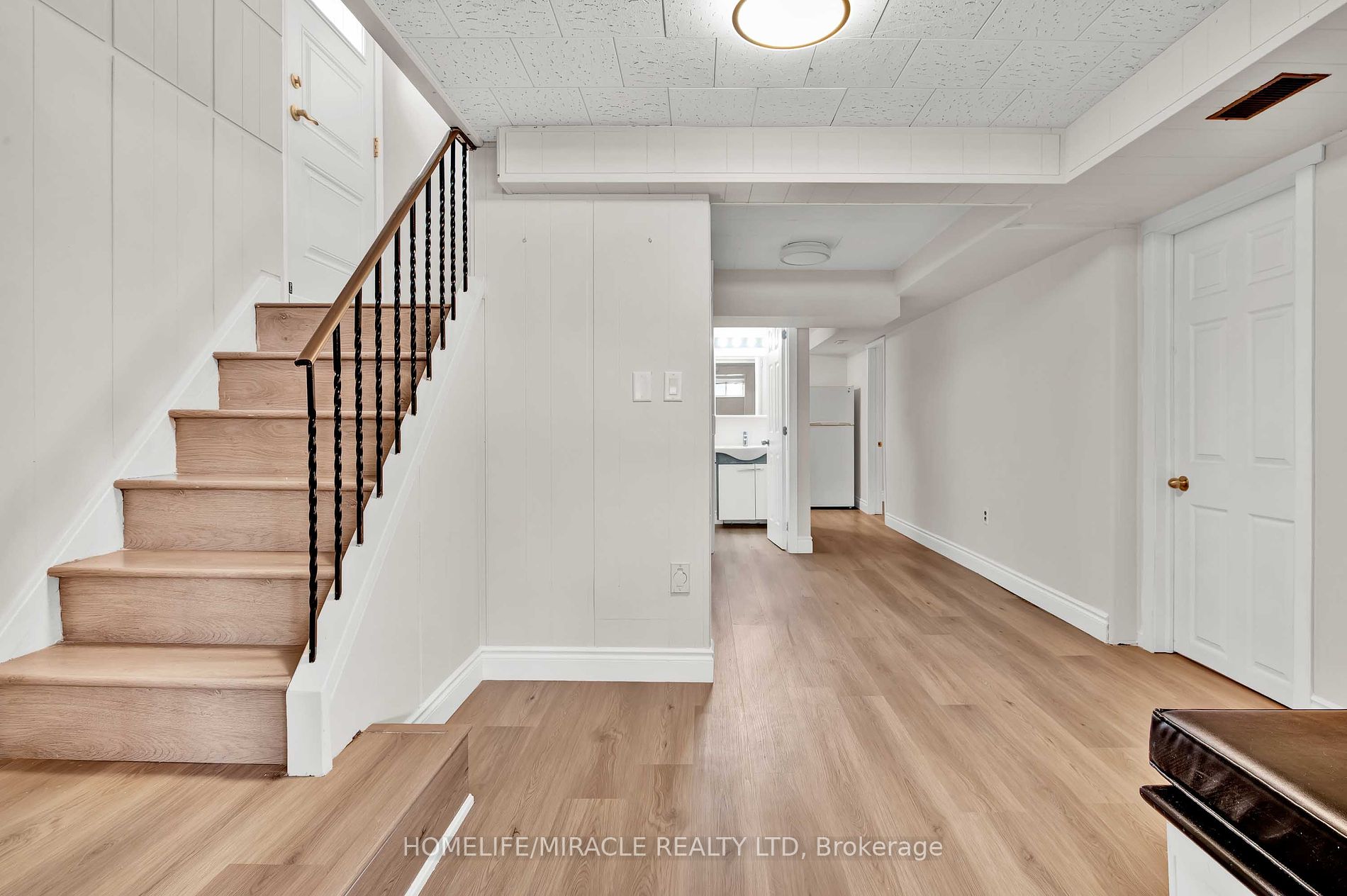 211 Norfolk Ave Property Photo 19