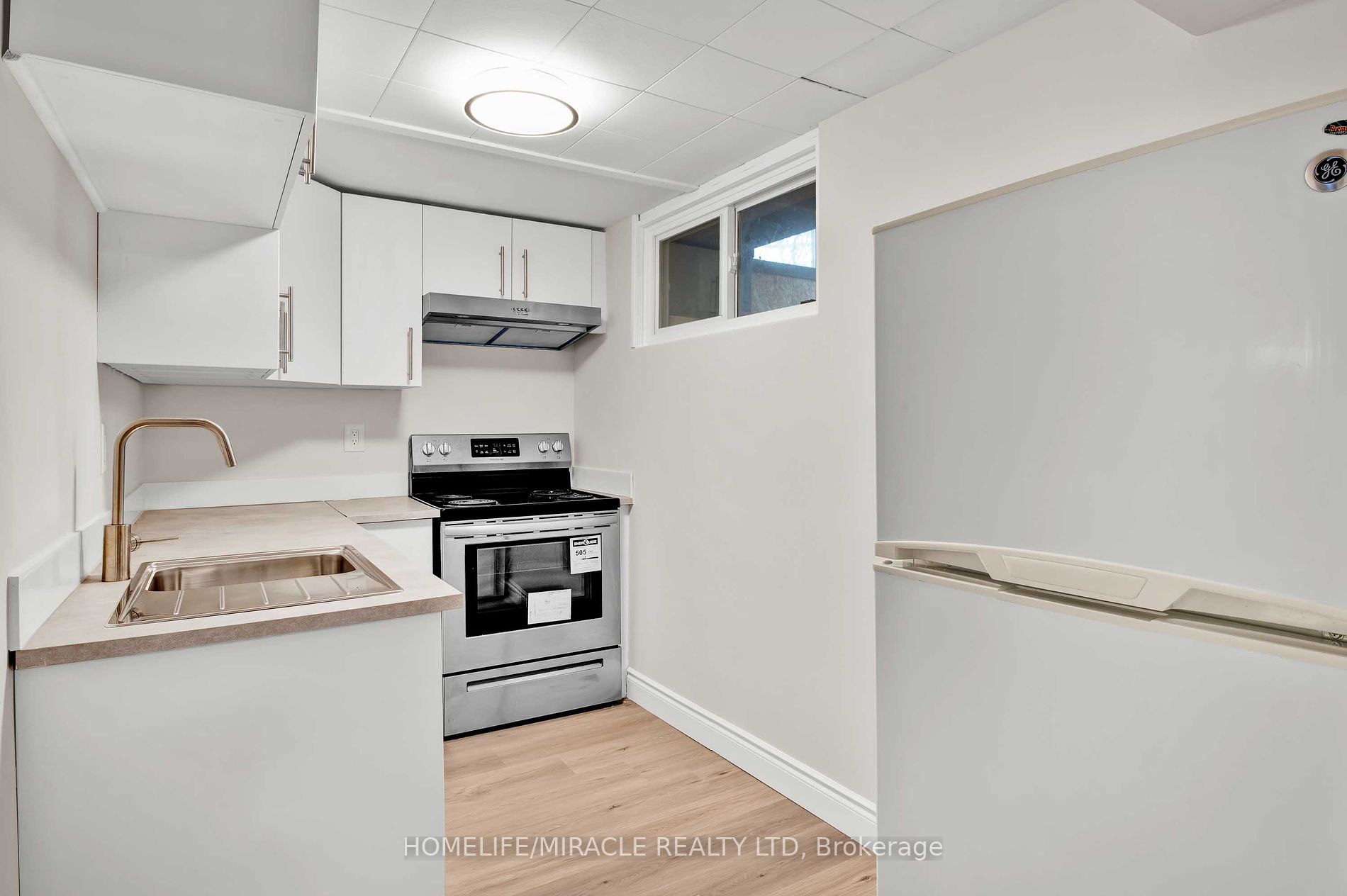 211 Norfolk Ave Property Photo 25