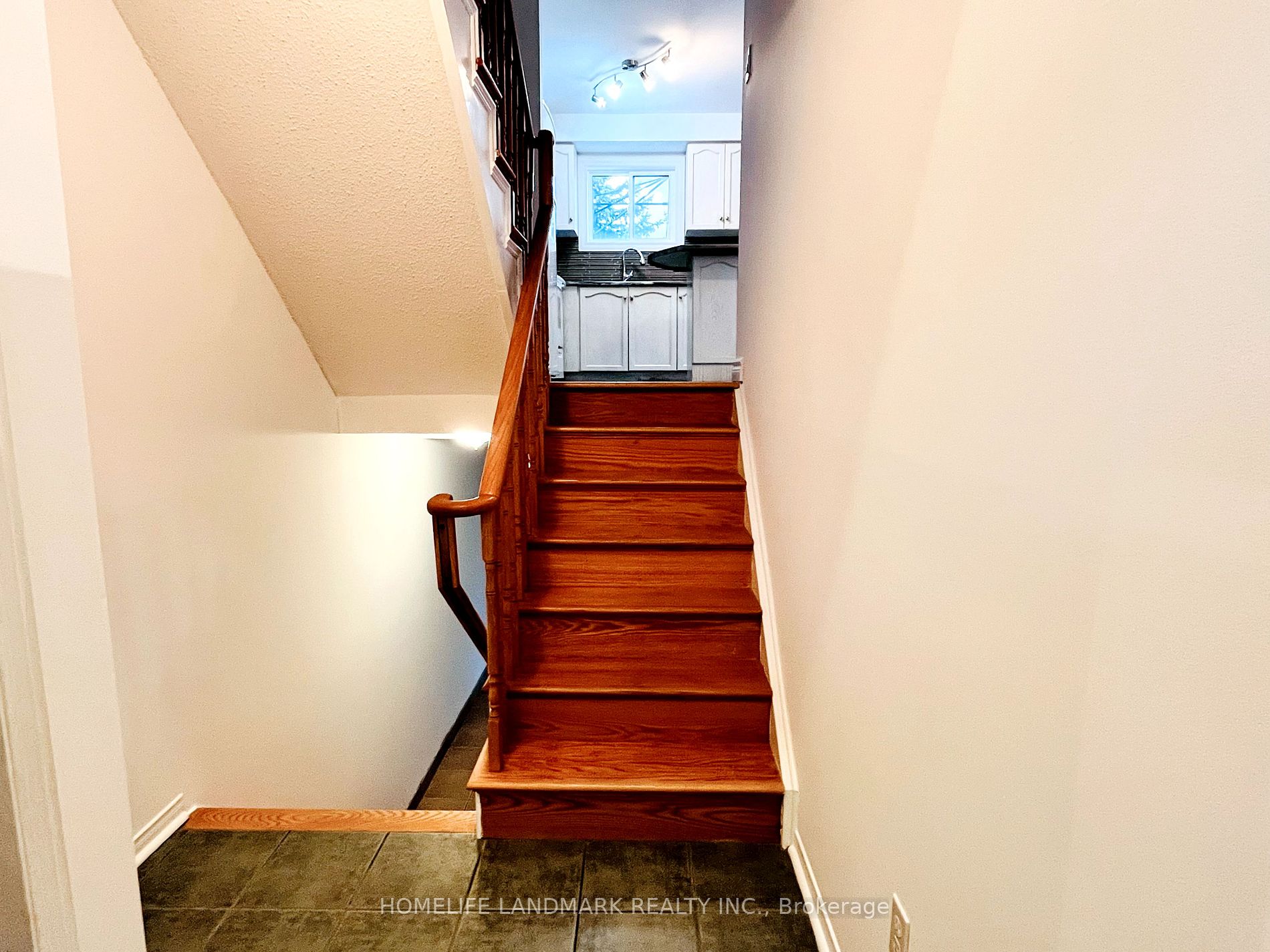 65 Kelso Cres Property Photo 2