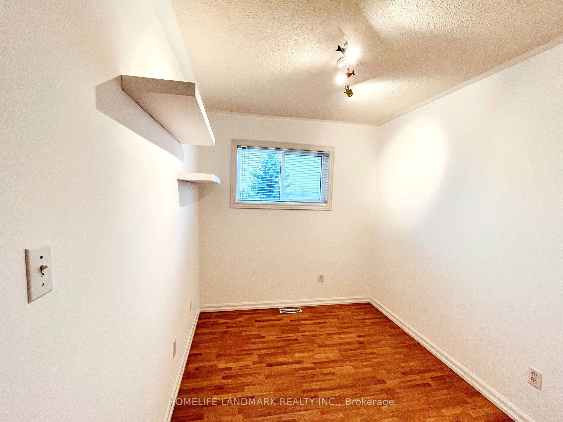 65 Kelso Cres Property Photo 12