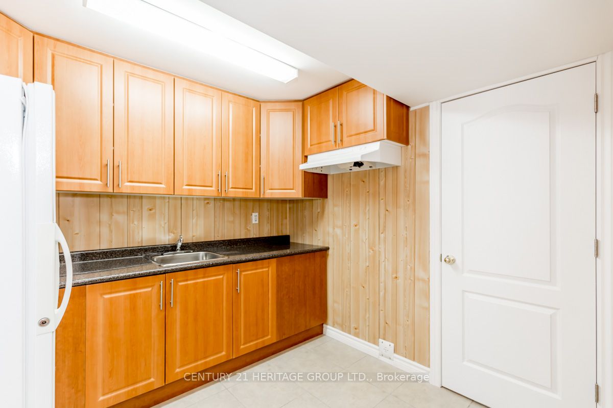 37 Highland Terr Property Photo 28