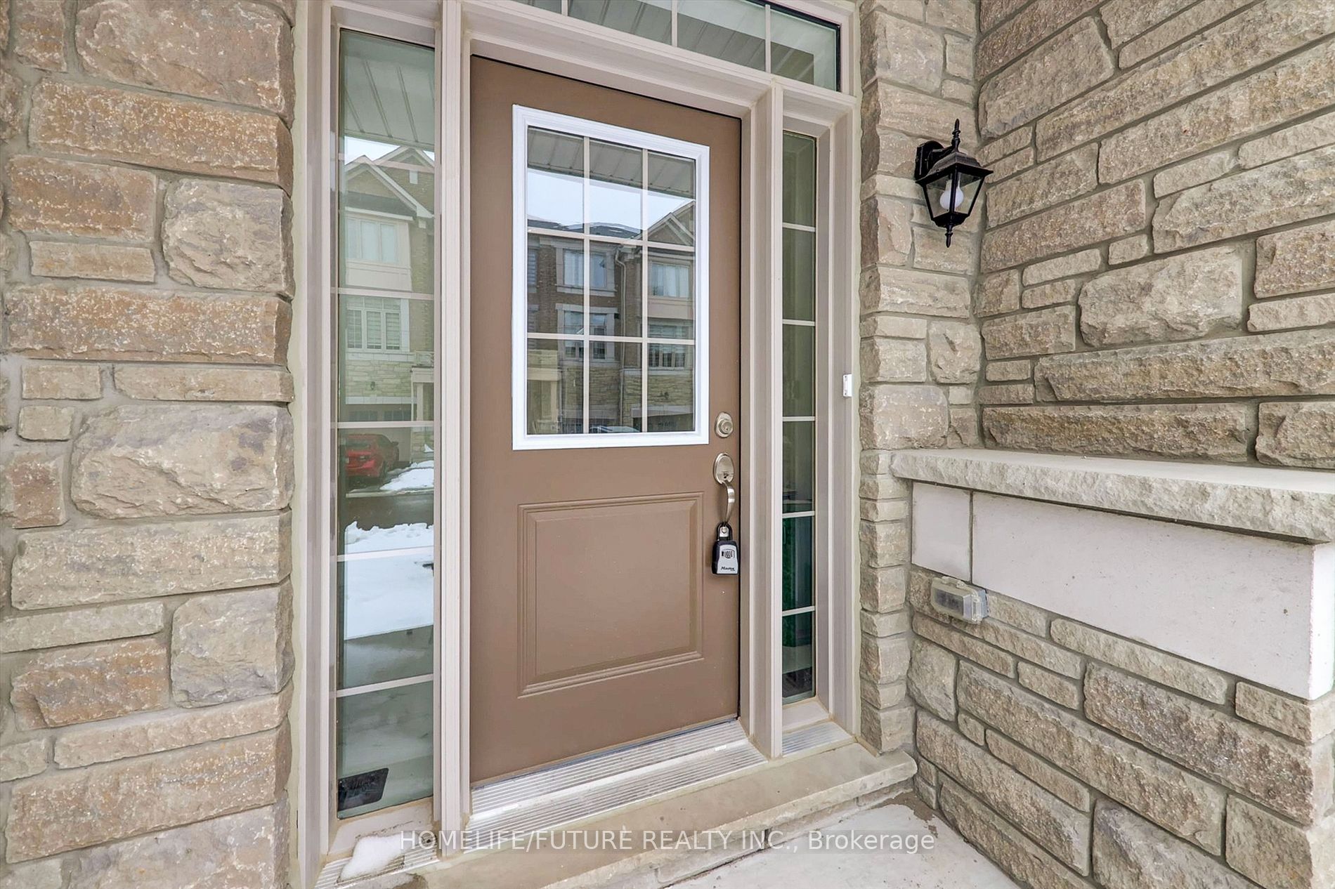 29 Andress Way Property Photo 4