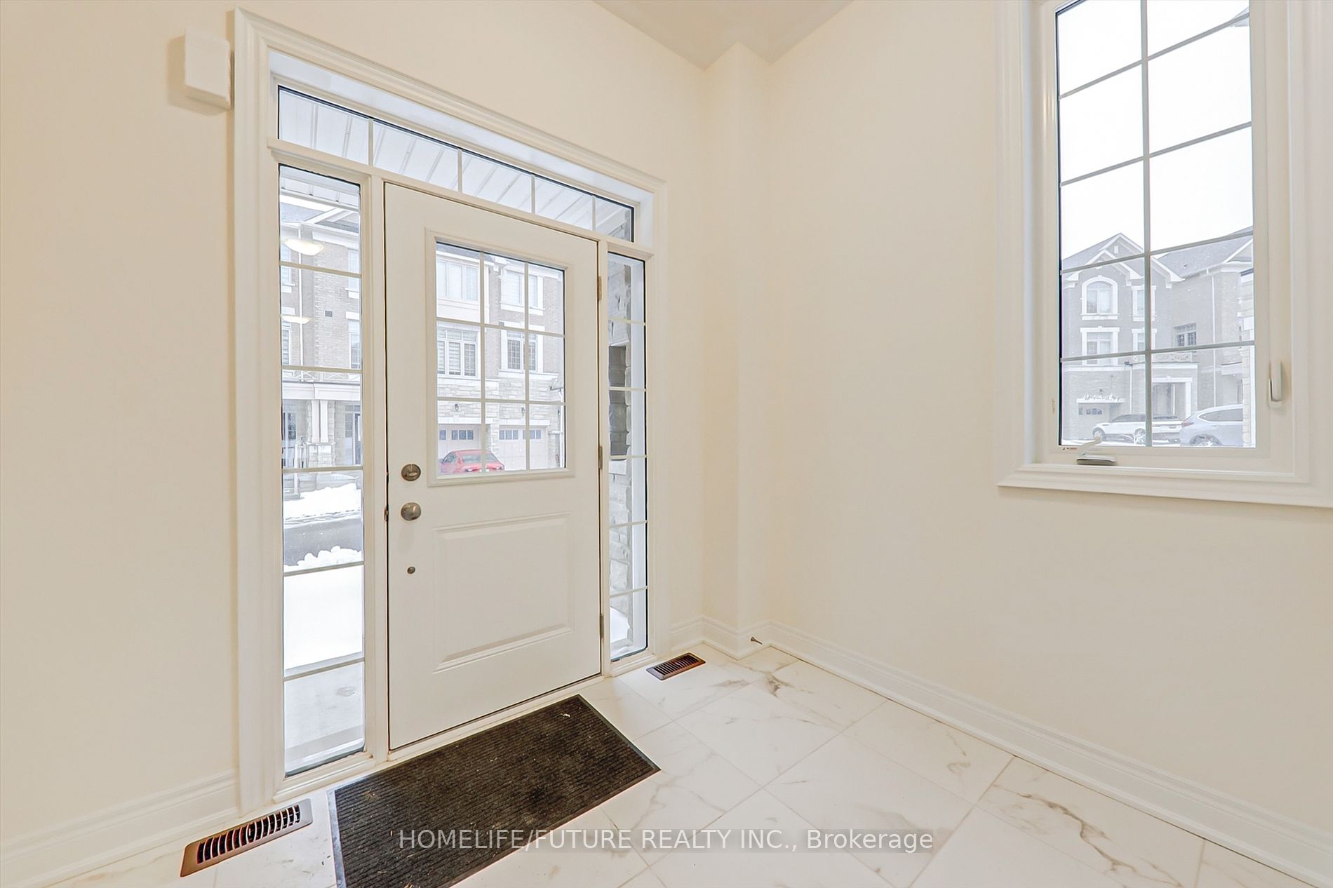 29 Andress Way Property Photo 6