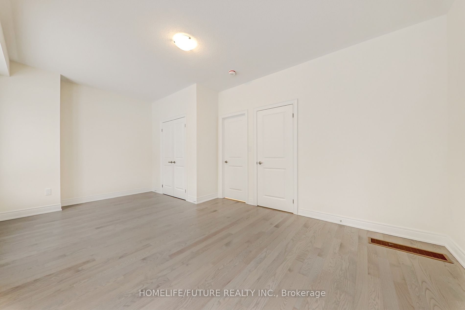 29 Andress Way Property Photo 8