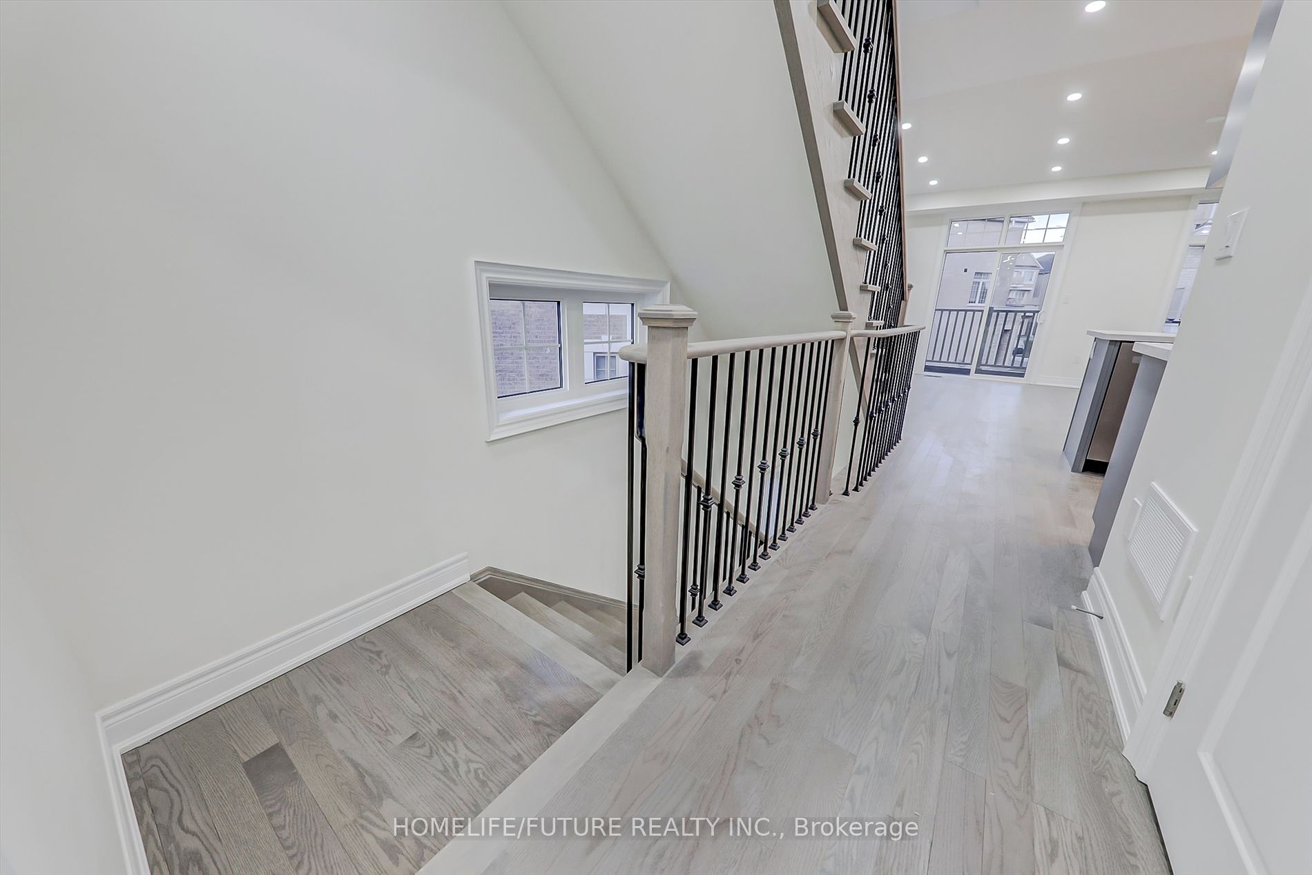 29 Andress Way Property Photo 10