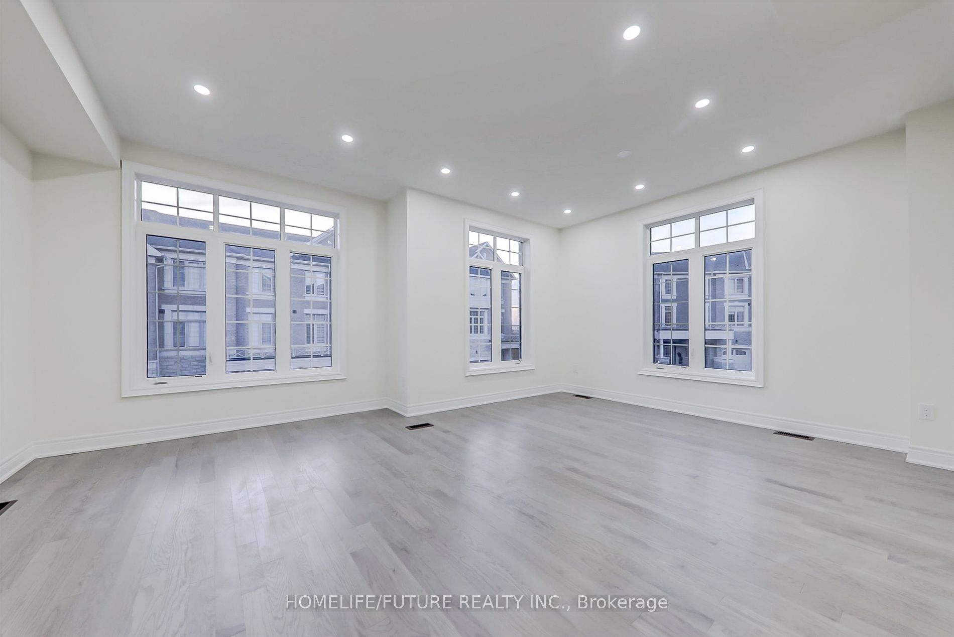 29 Andress Way Property Photo 12