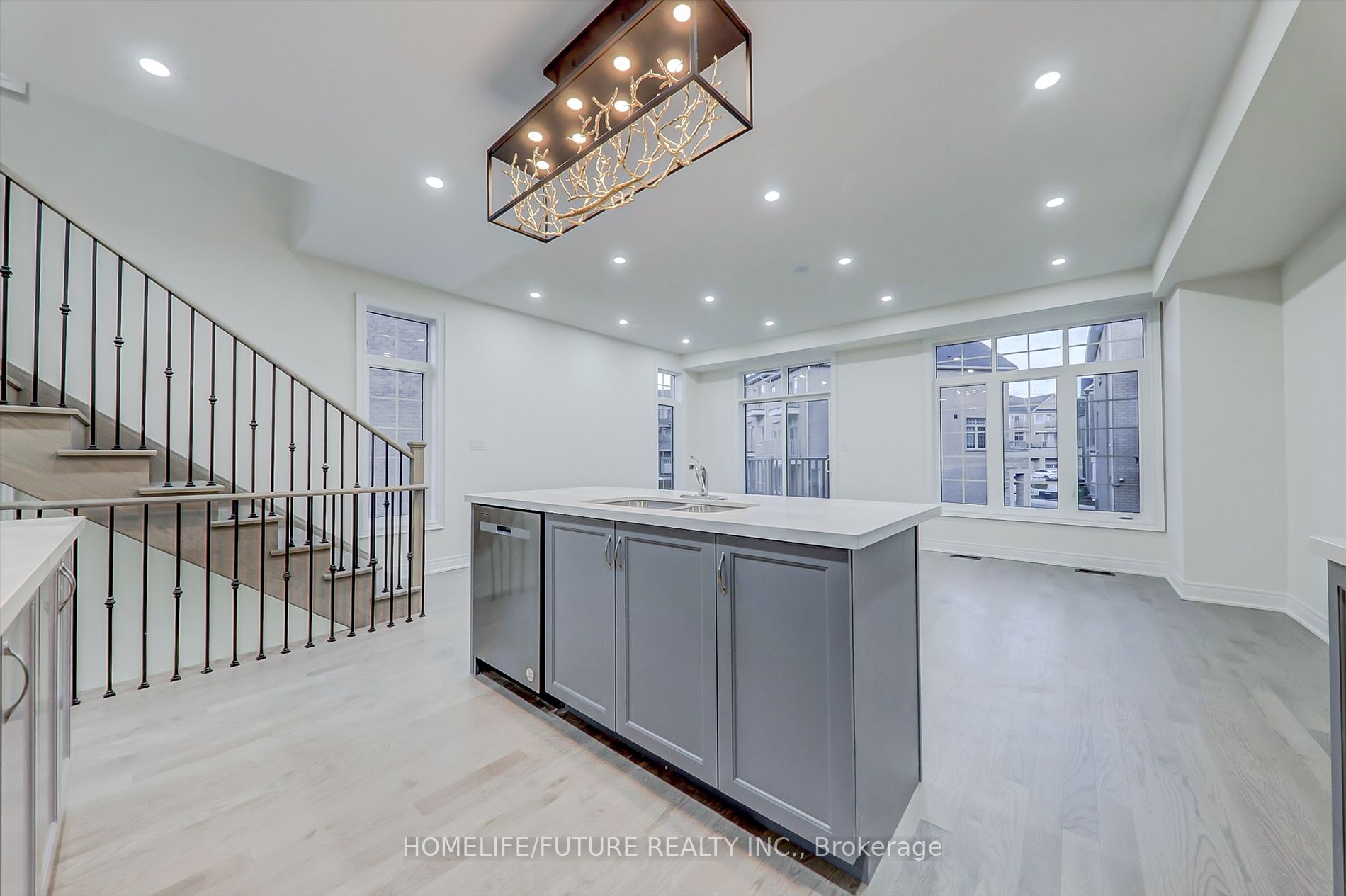29 Andress Way Property Photo 15