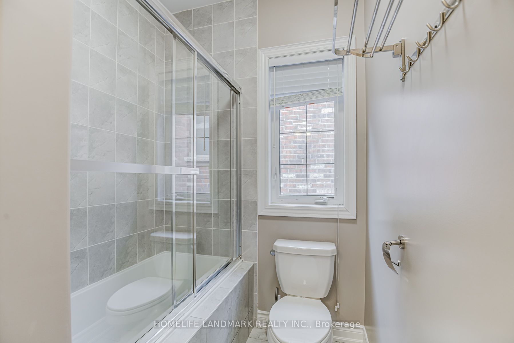 38 Baldry Ave Property Photo 28