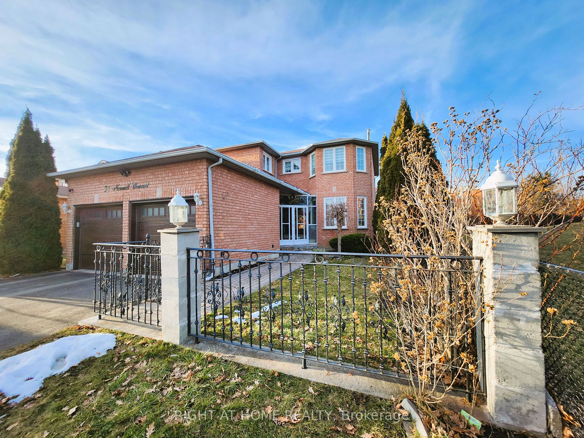28 Newmill Cres Property Photo 3