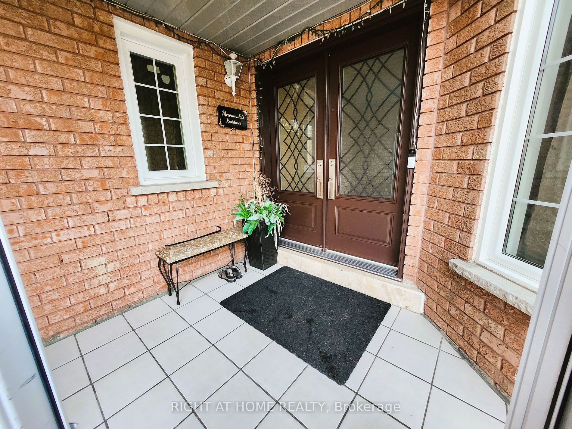 28 Newmill Cres Property Photo 4