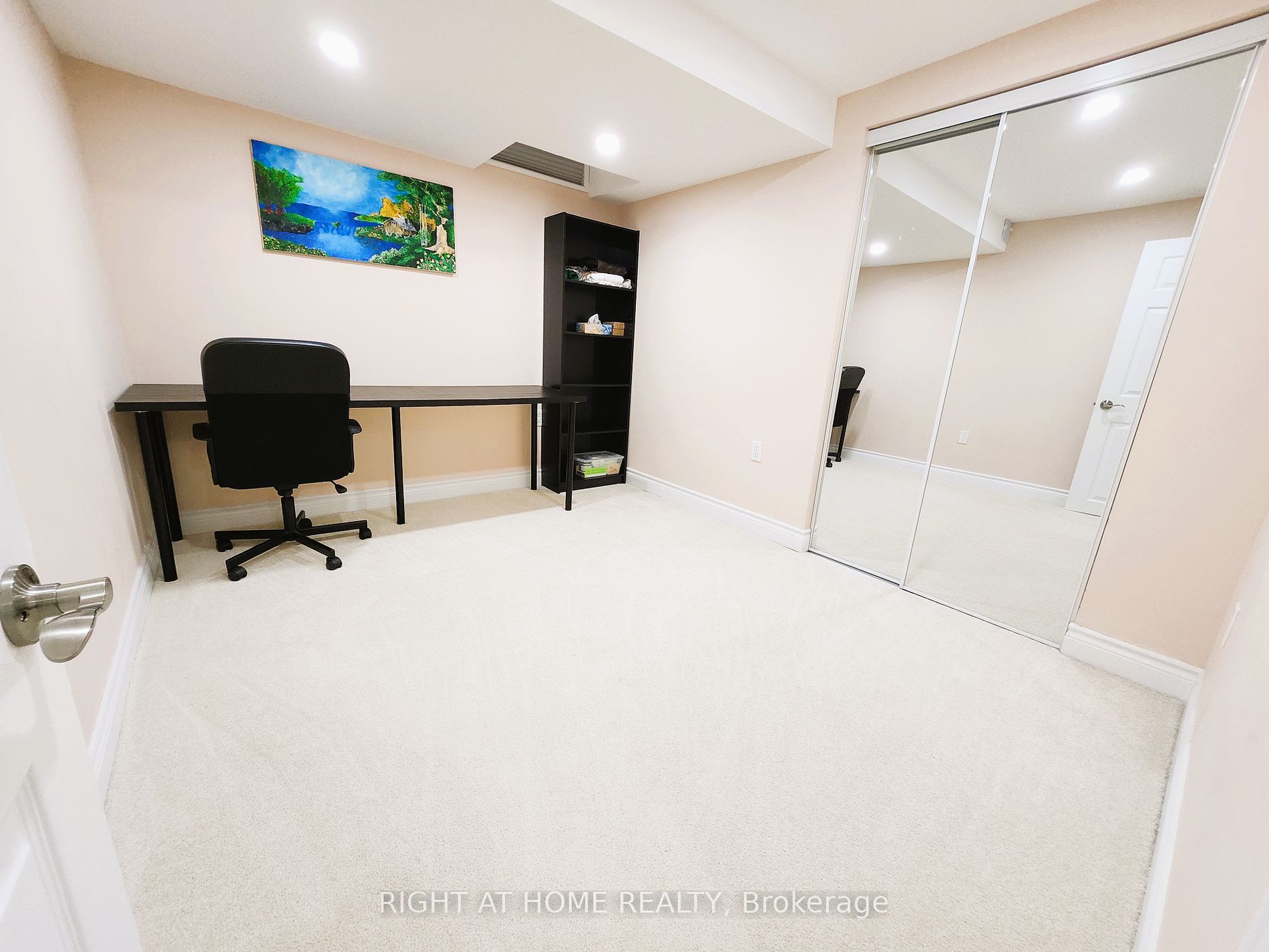 28 Newmill Cres Property Photo 37