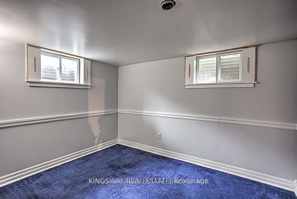 49 Don Mor Dr Property Photo 16