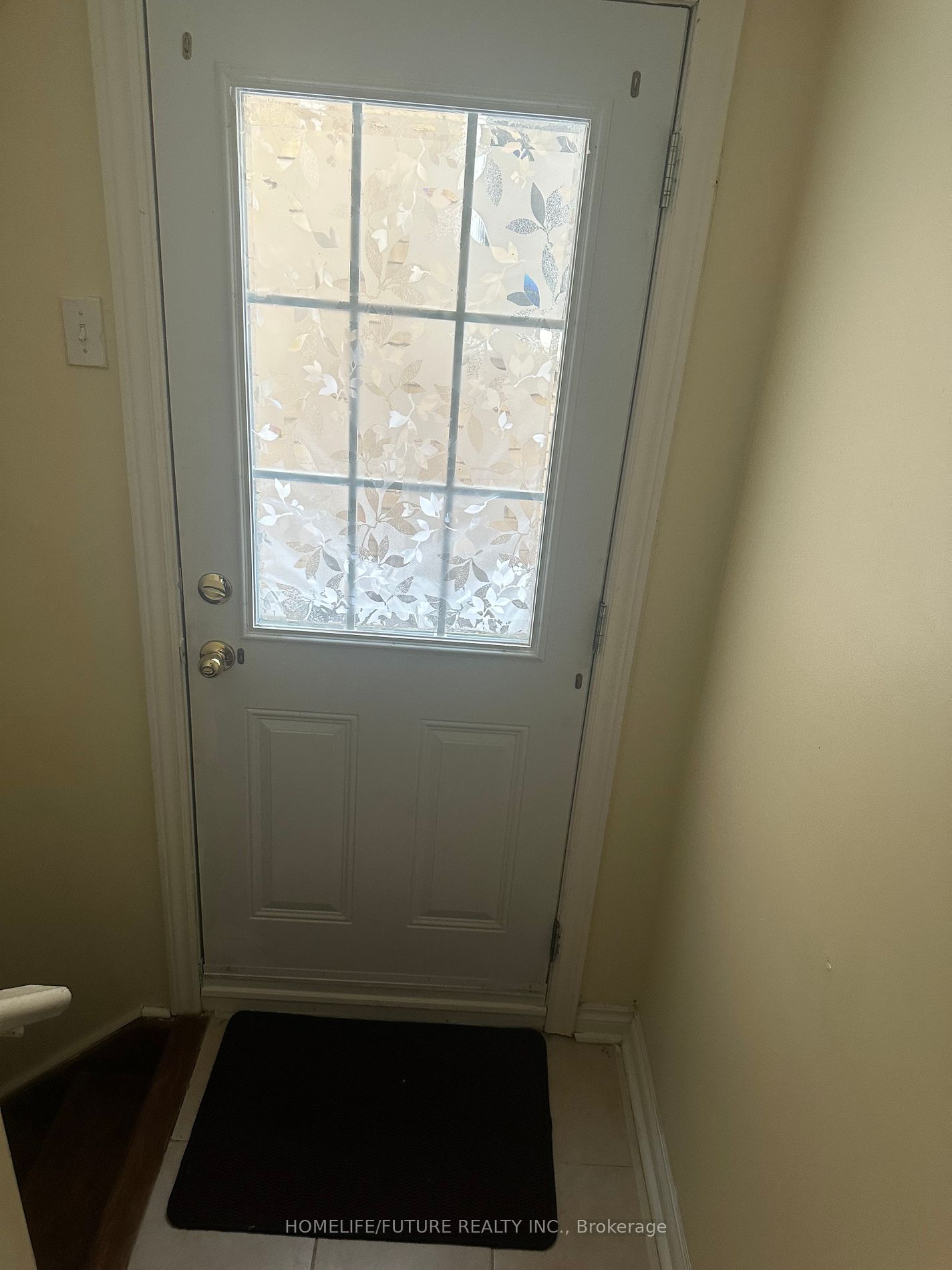 54 Kentview Cres Property Photo 2