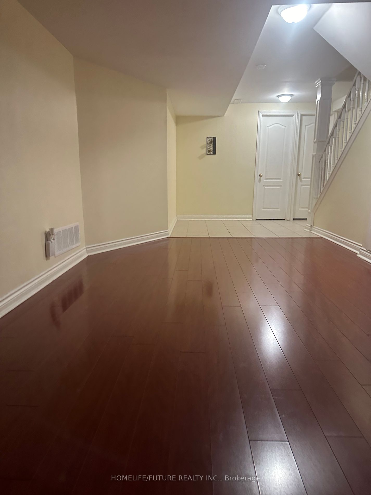 54 Kentview Cres Property Photo 4