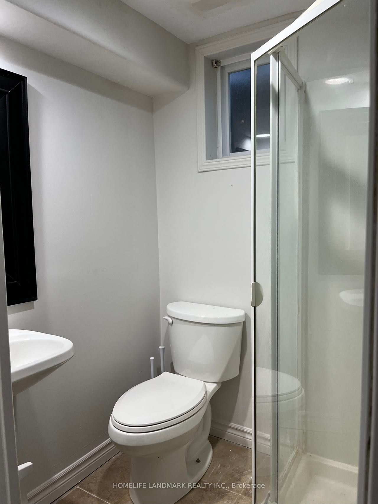 3 Sir Pellias Terr Property Photo 3