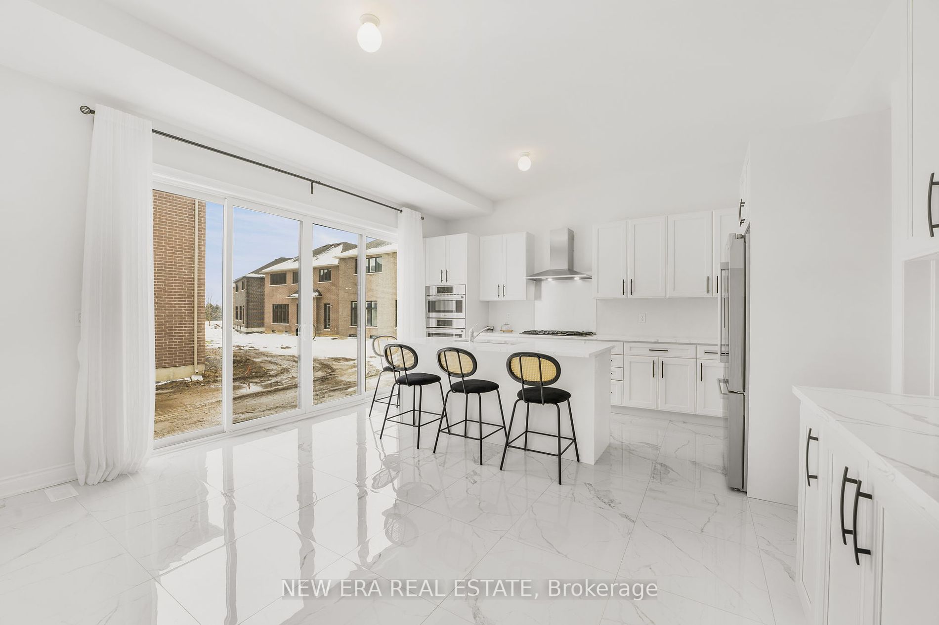 7 Ballanview Crt Property Photo 17