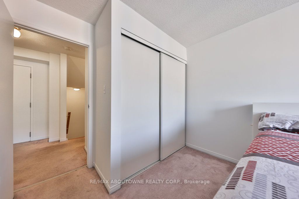 75 Weldrick Rd E 12 Property Photo 13