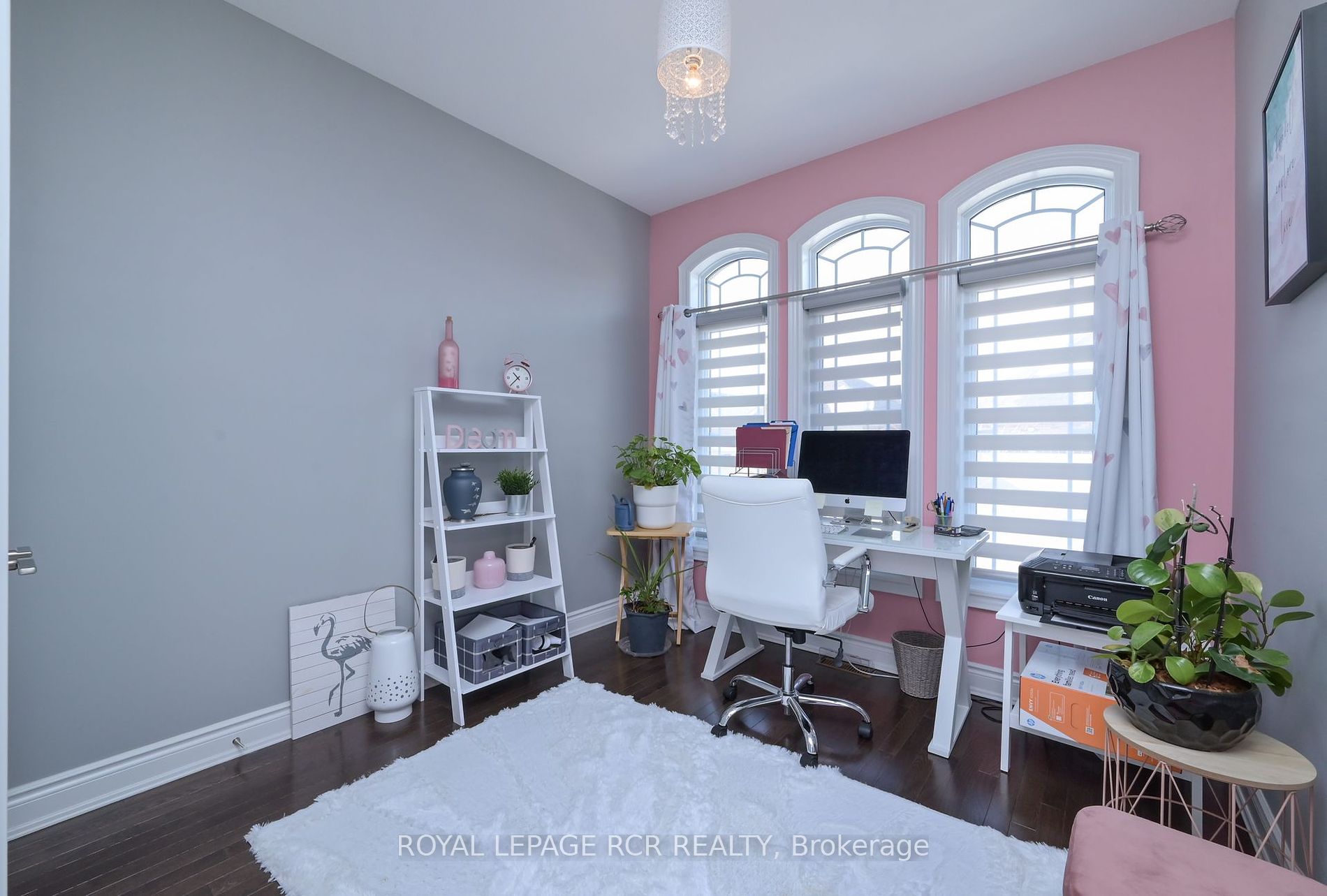 63 Summerhill Dr 15 Property Photo 3