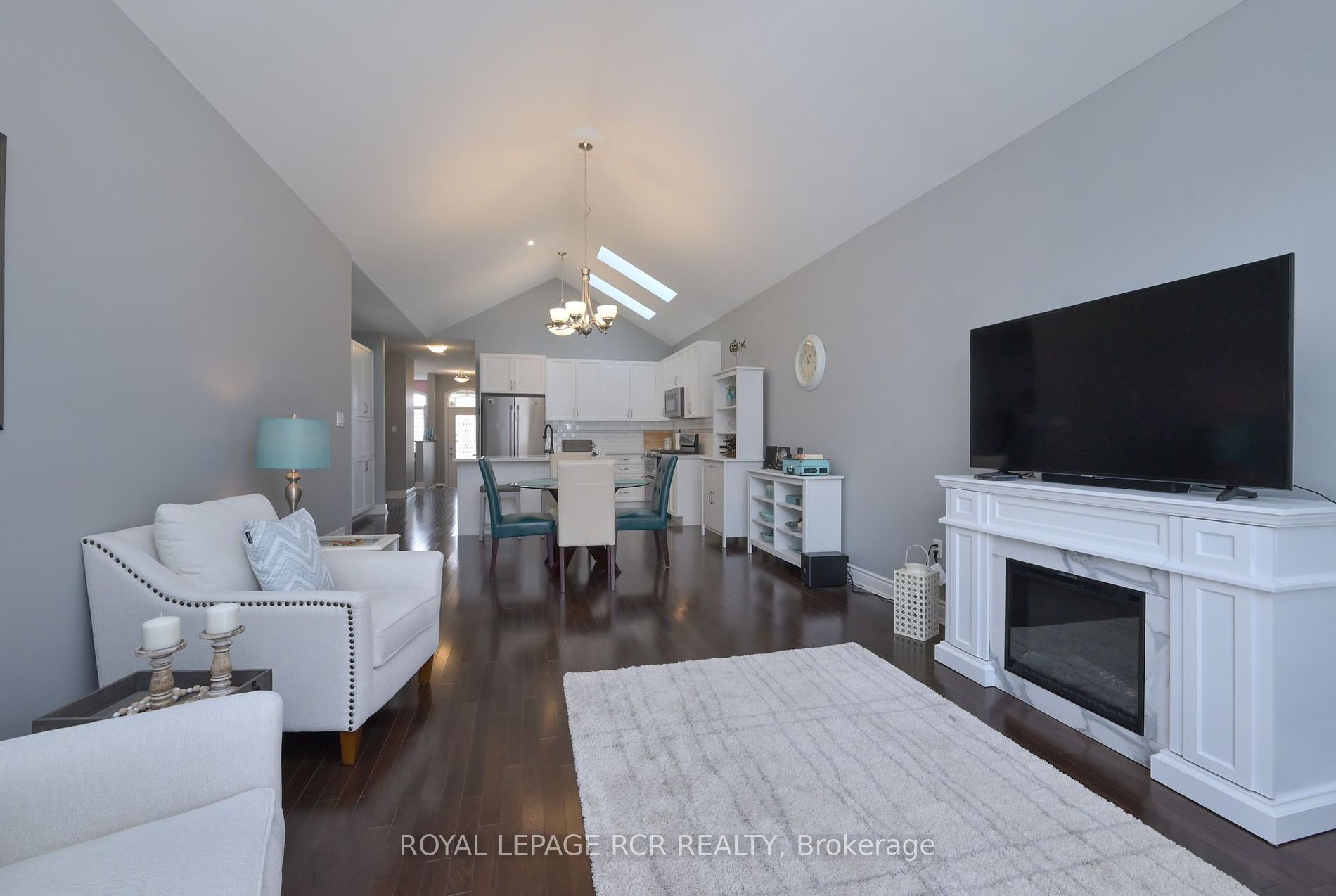 63 Summerhill Dr 15 Property Photo 11