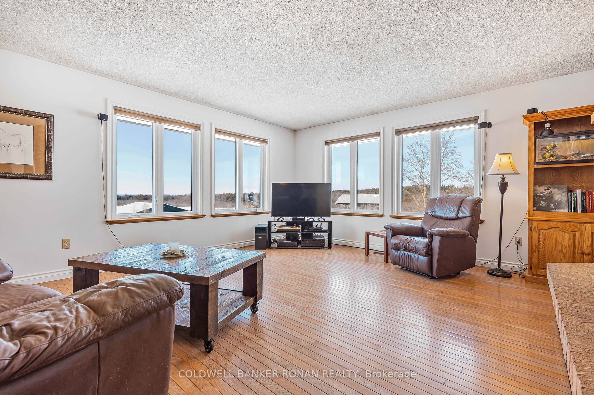 4628 Line 10 Property Photo 15