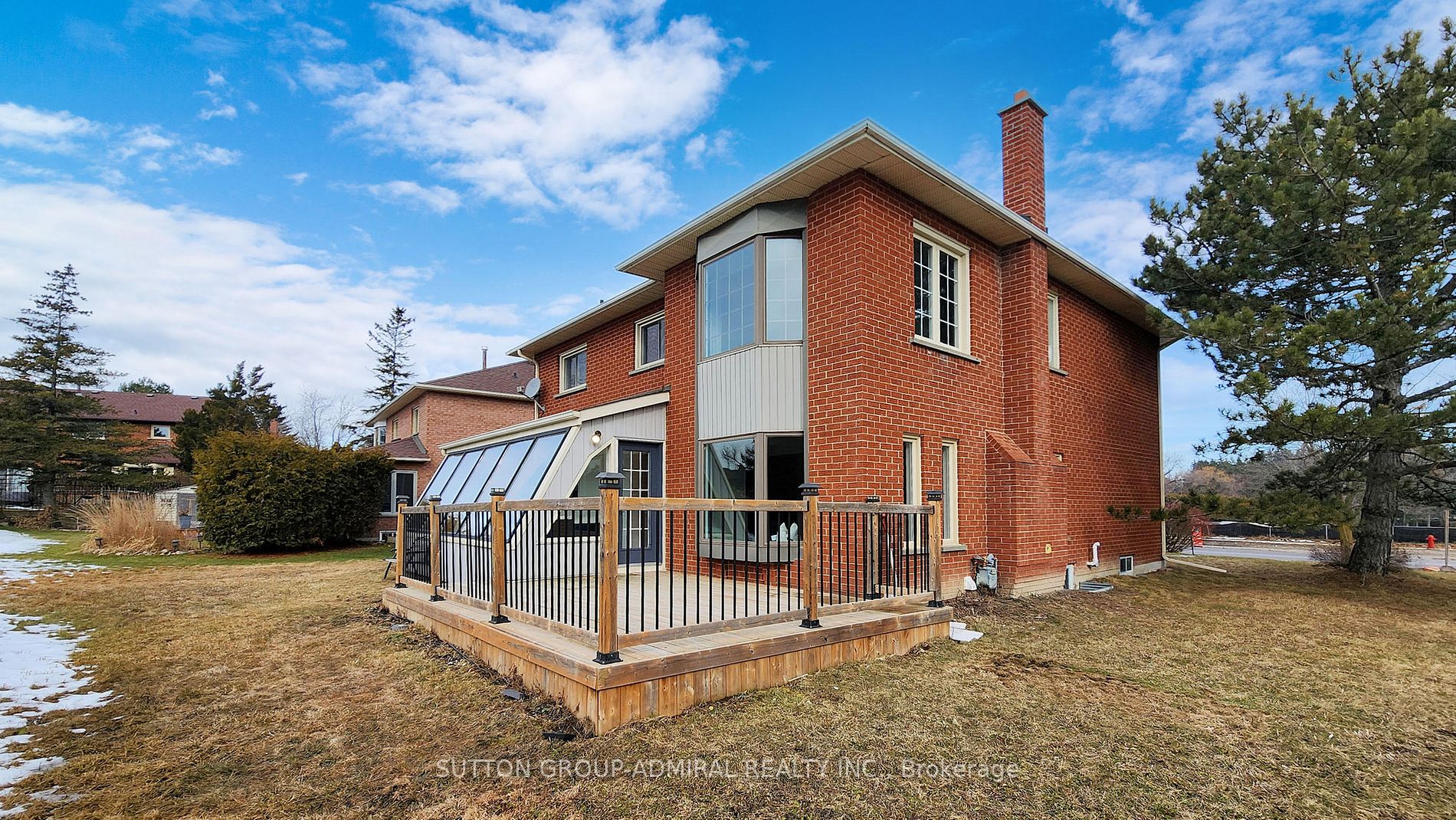 243 Murray Dr Property Photo 40