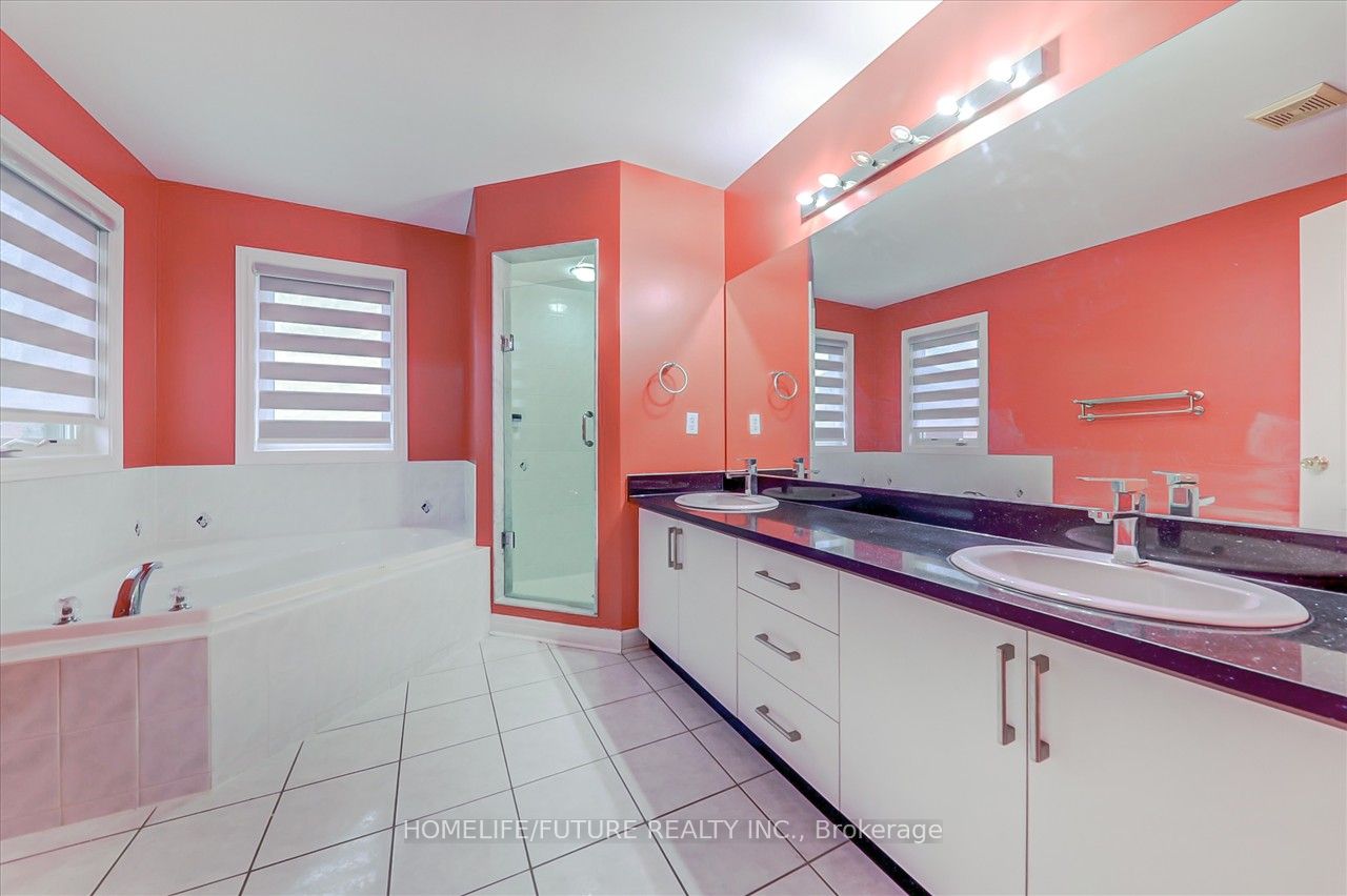 304 Elson St Property Photo 20