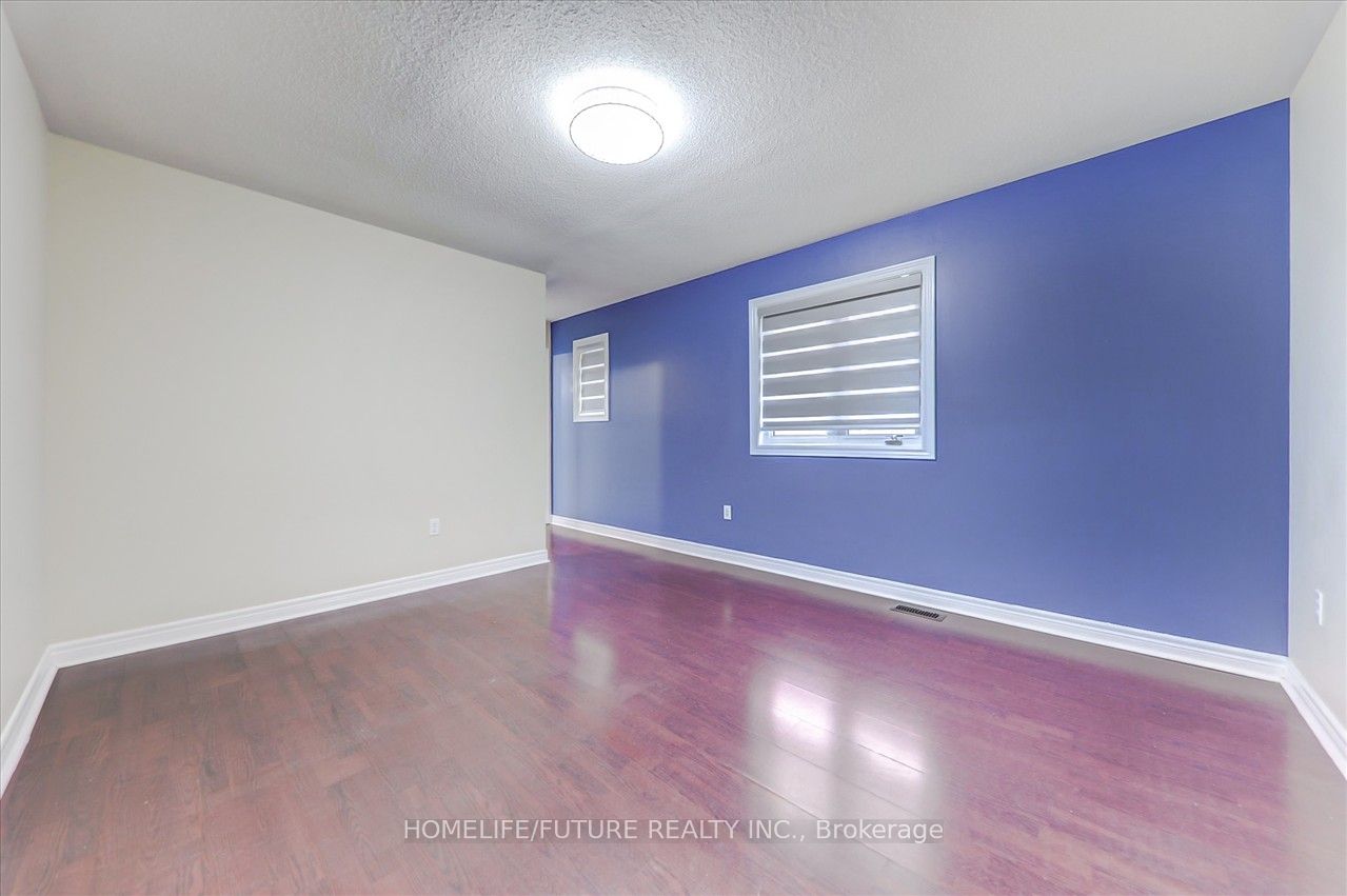 304 Elson St Property Photo 26