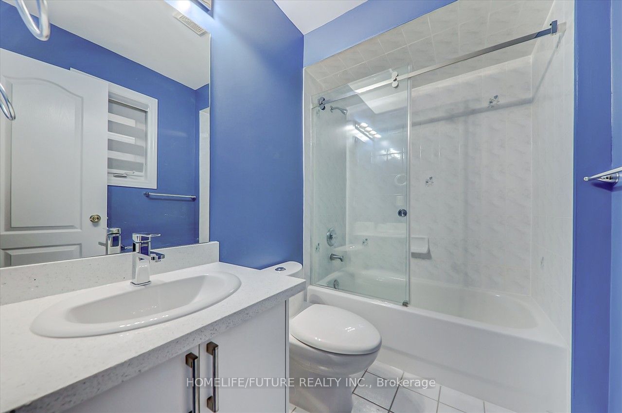 304 Elson St Property Photo 28