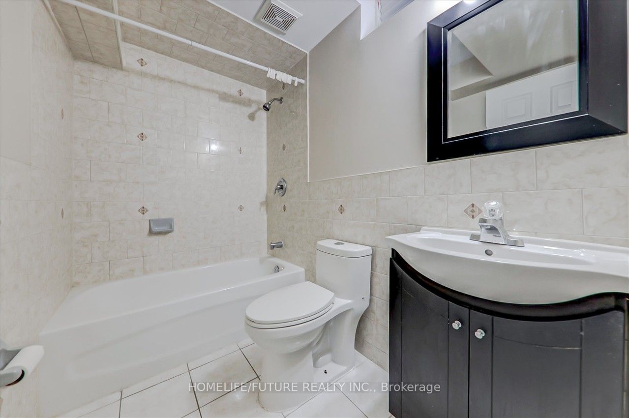 304 Elson St Property Photo 33