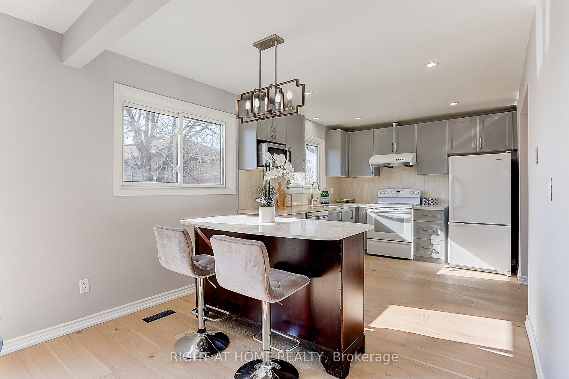 87 Stockdale Cres Property Photo 15