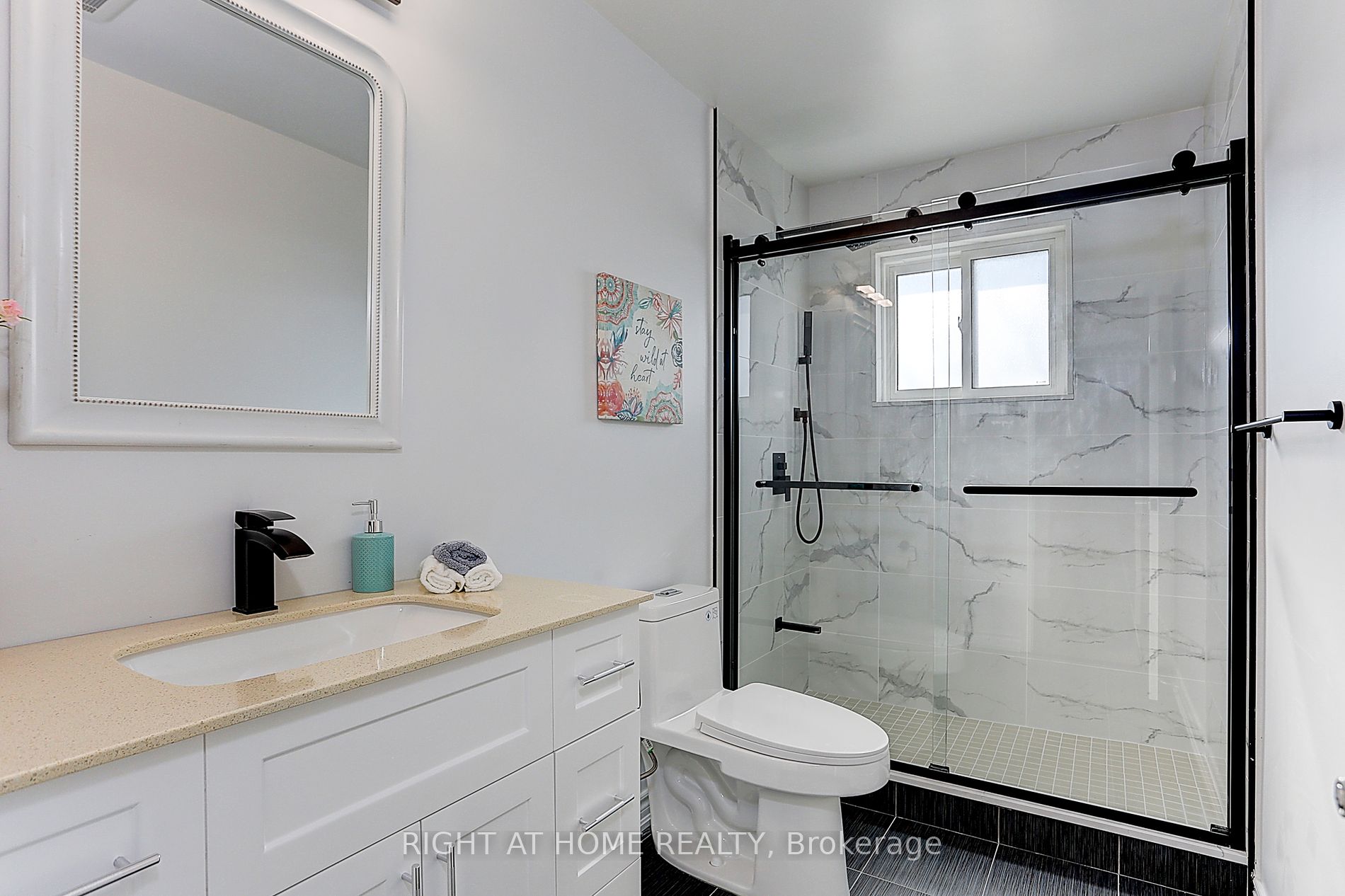 87 Stockdale Cres Property Photo 26