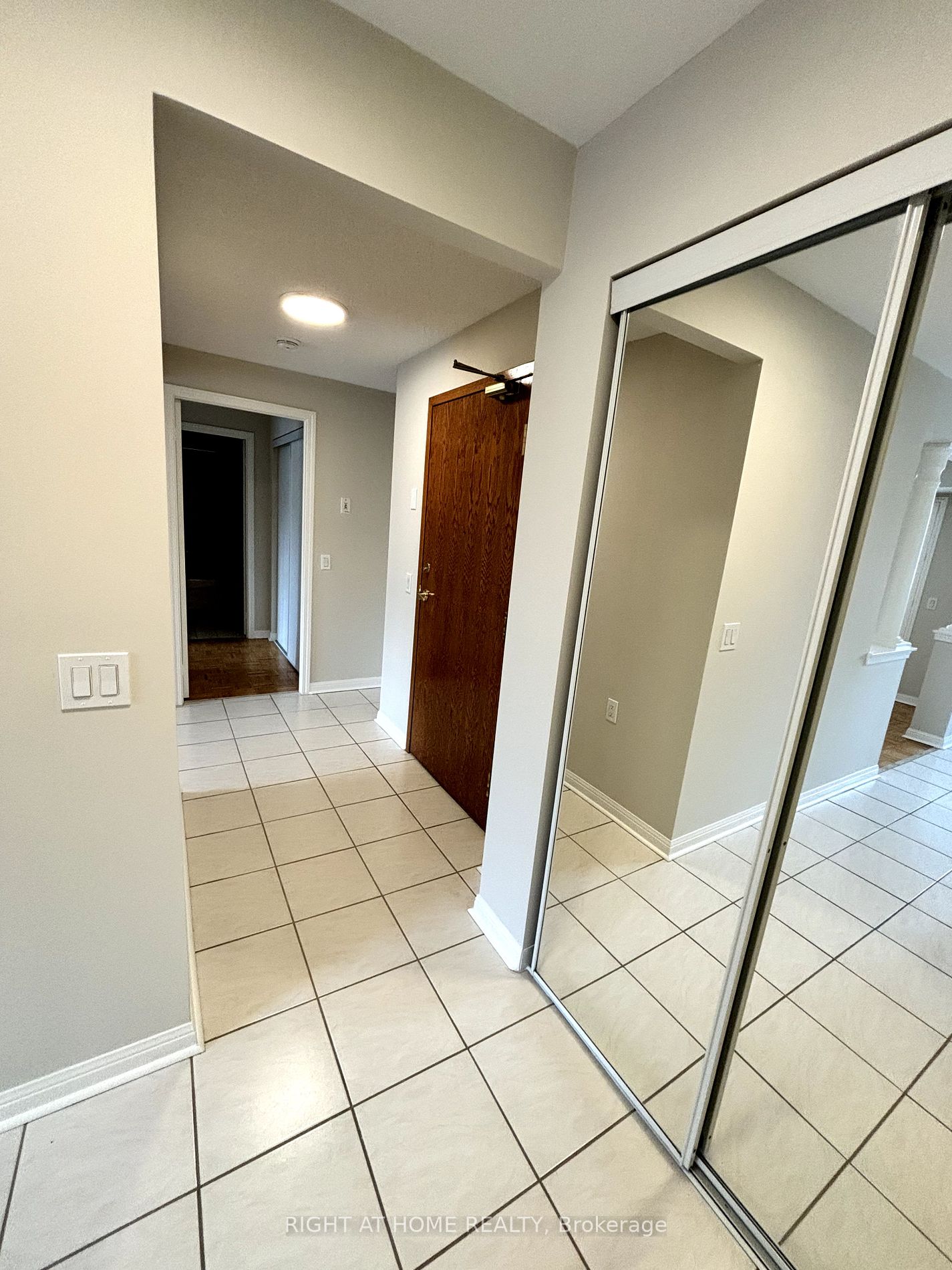 2502 Rutherford Rd 409 Property Photo 11