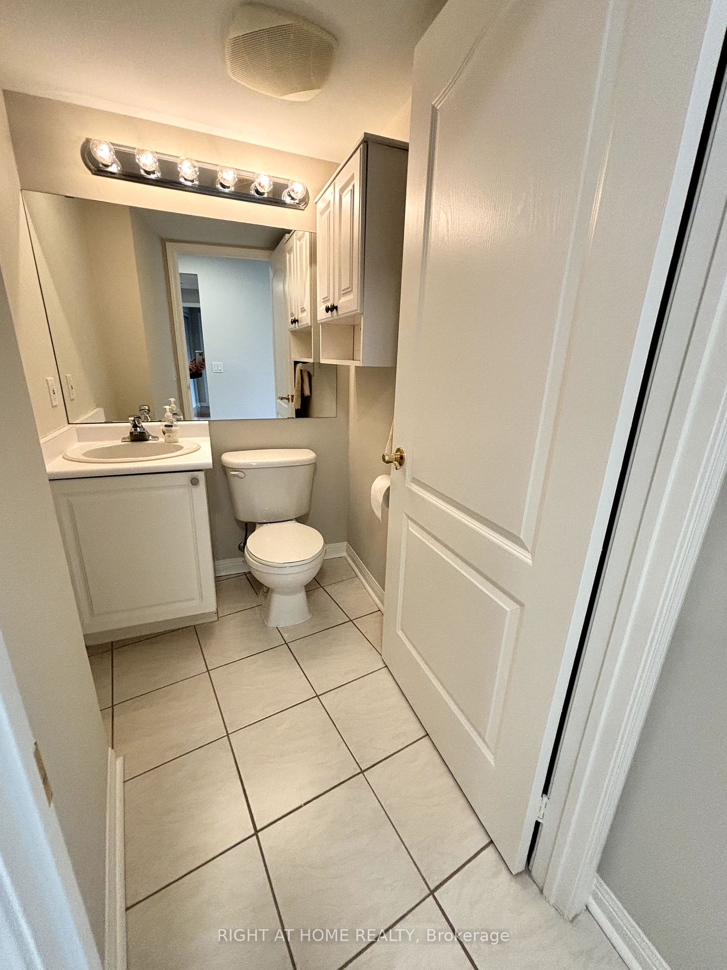 2502 Rutherford Rd 409 Property Photo 13