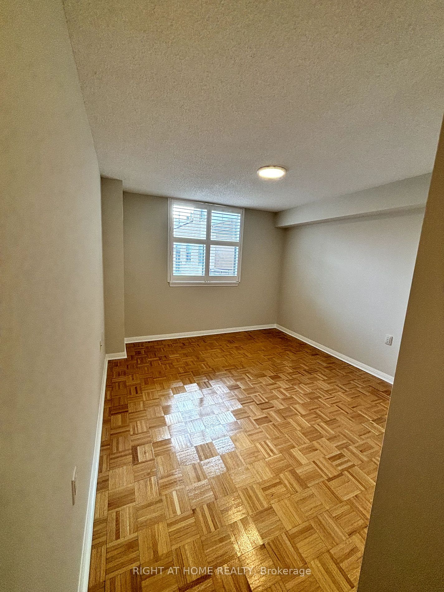 2502 Rutherford Rd 409 Property Photo 15