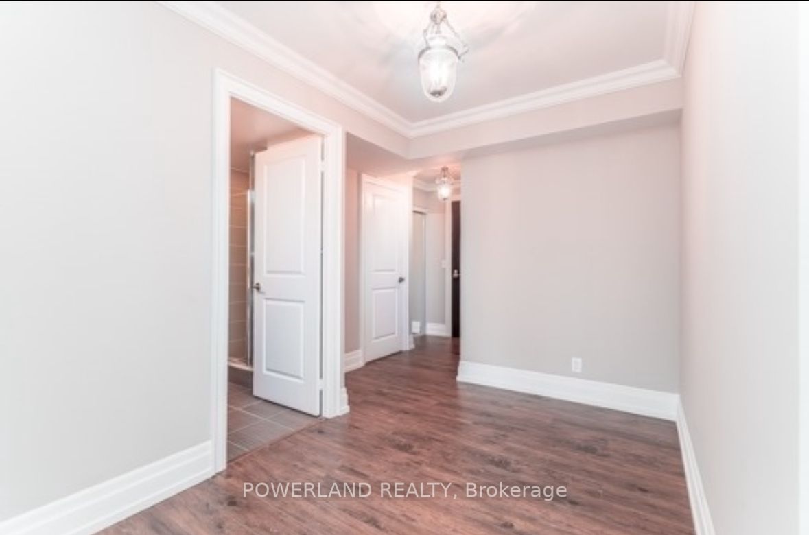 376 Highway 7 E 218 Property Photo 5