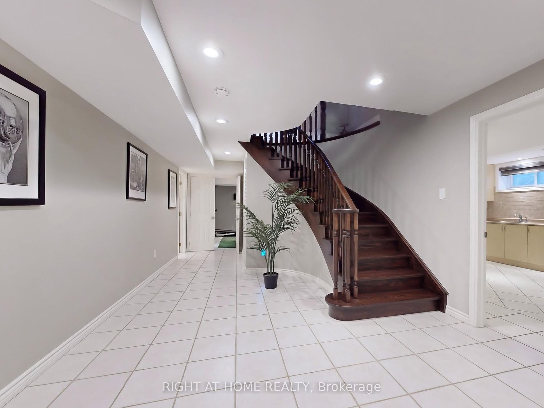 131 Pemberton Rd S Property Photo 26
