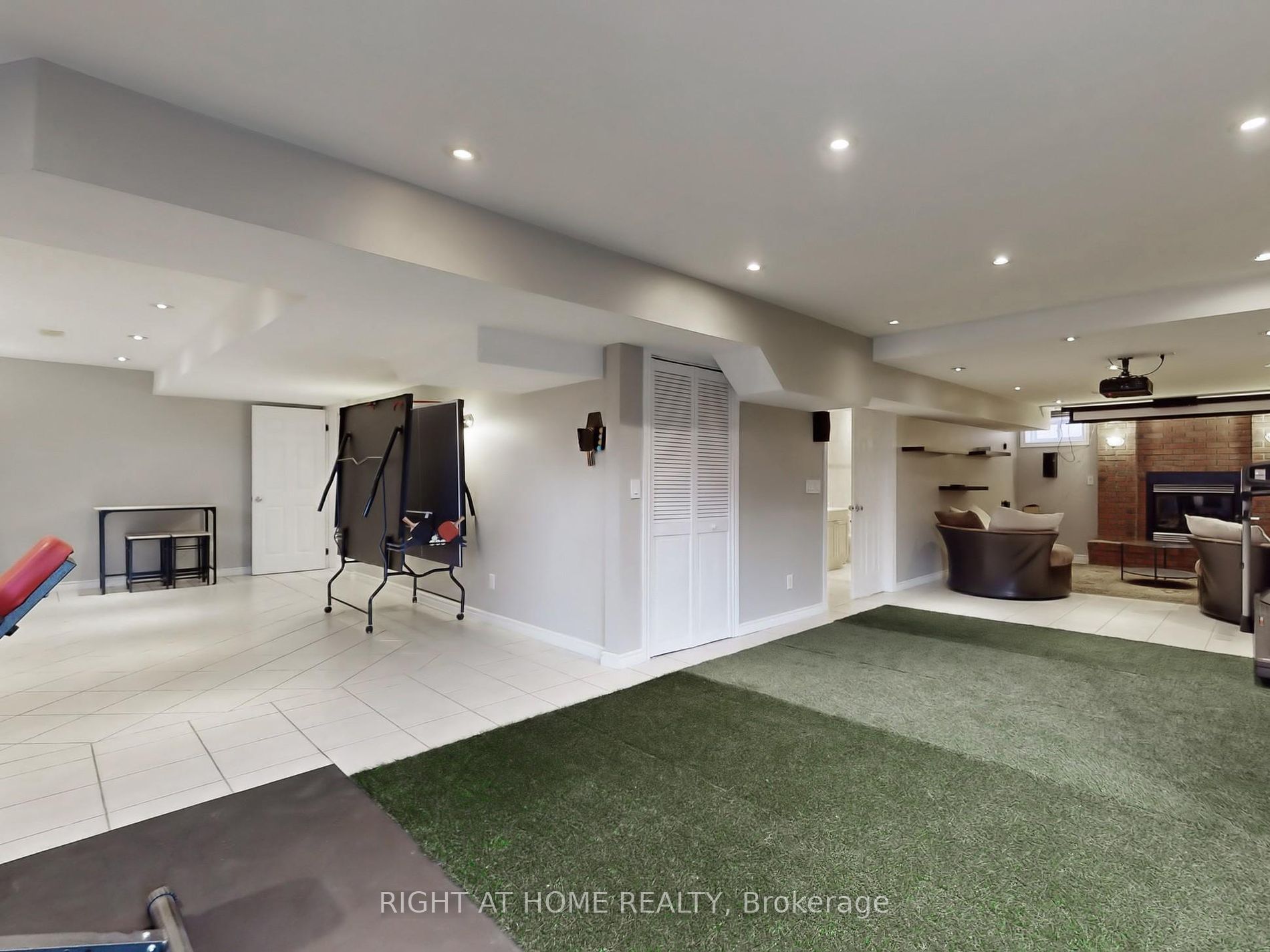 131 Pemberton Rd S Property Photo 29