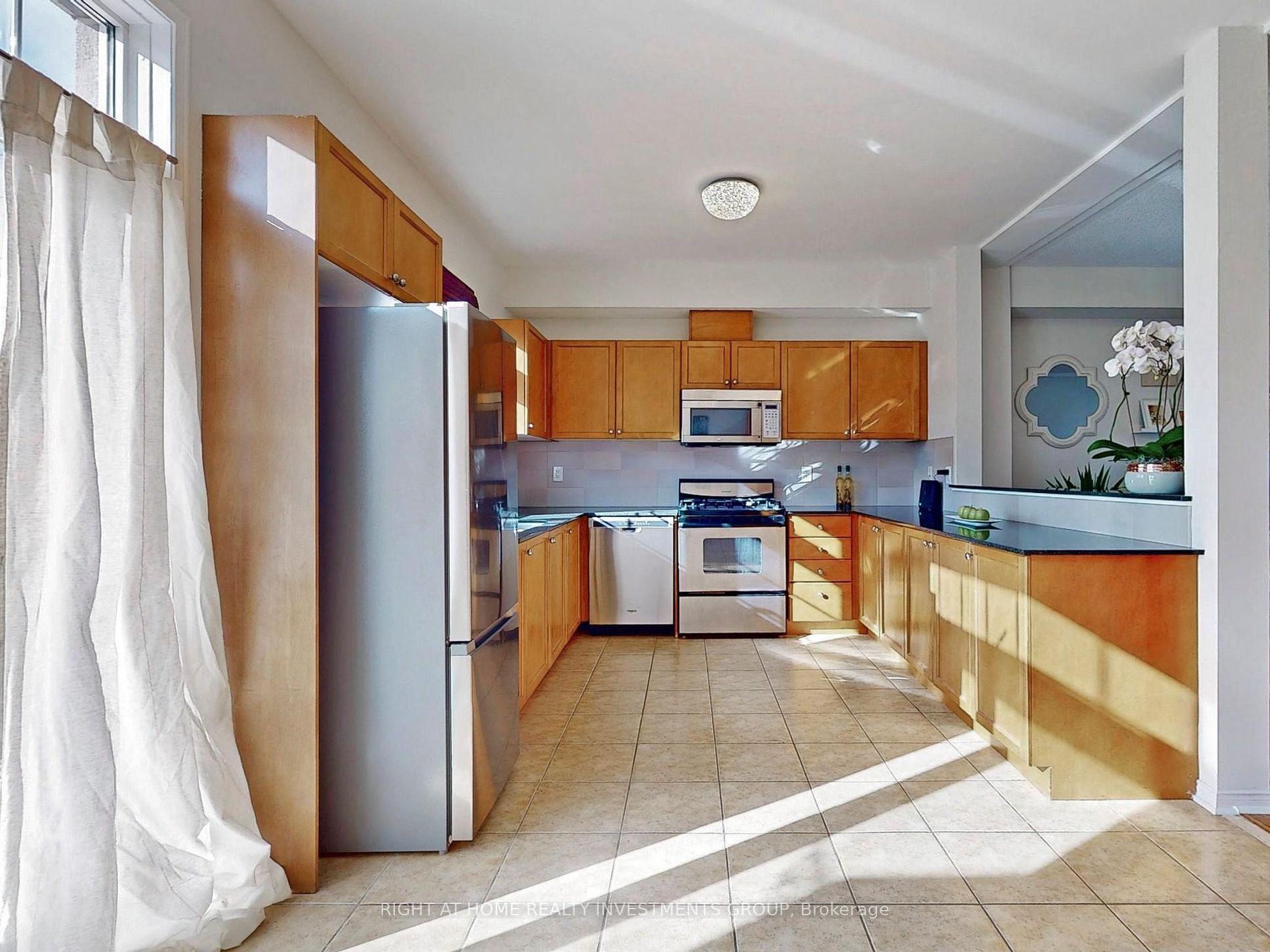 40 Burgon Pl Property Photo 9