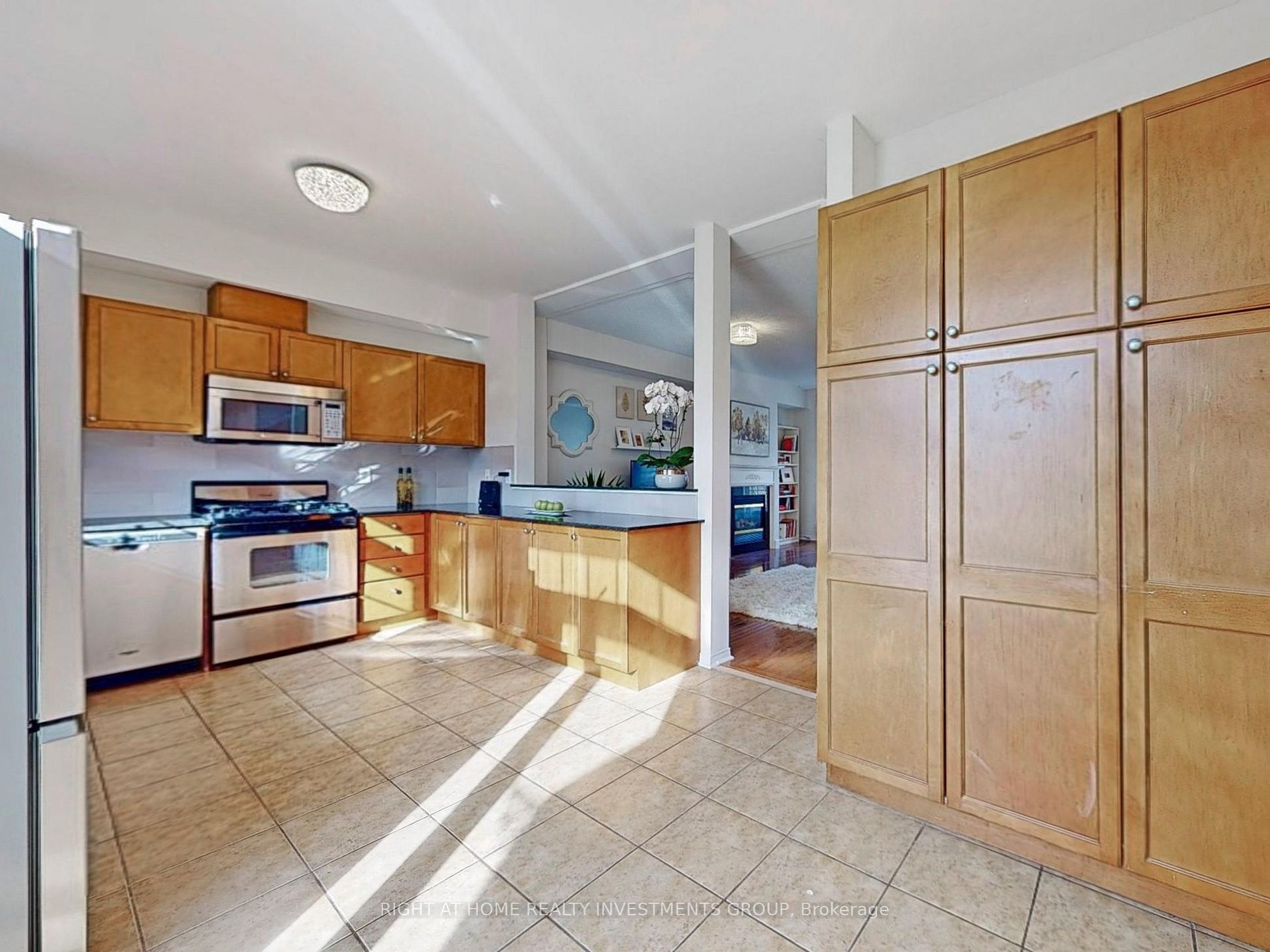 40 Burgon Pl Property Photo 10
