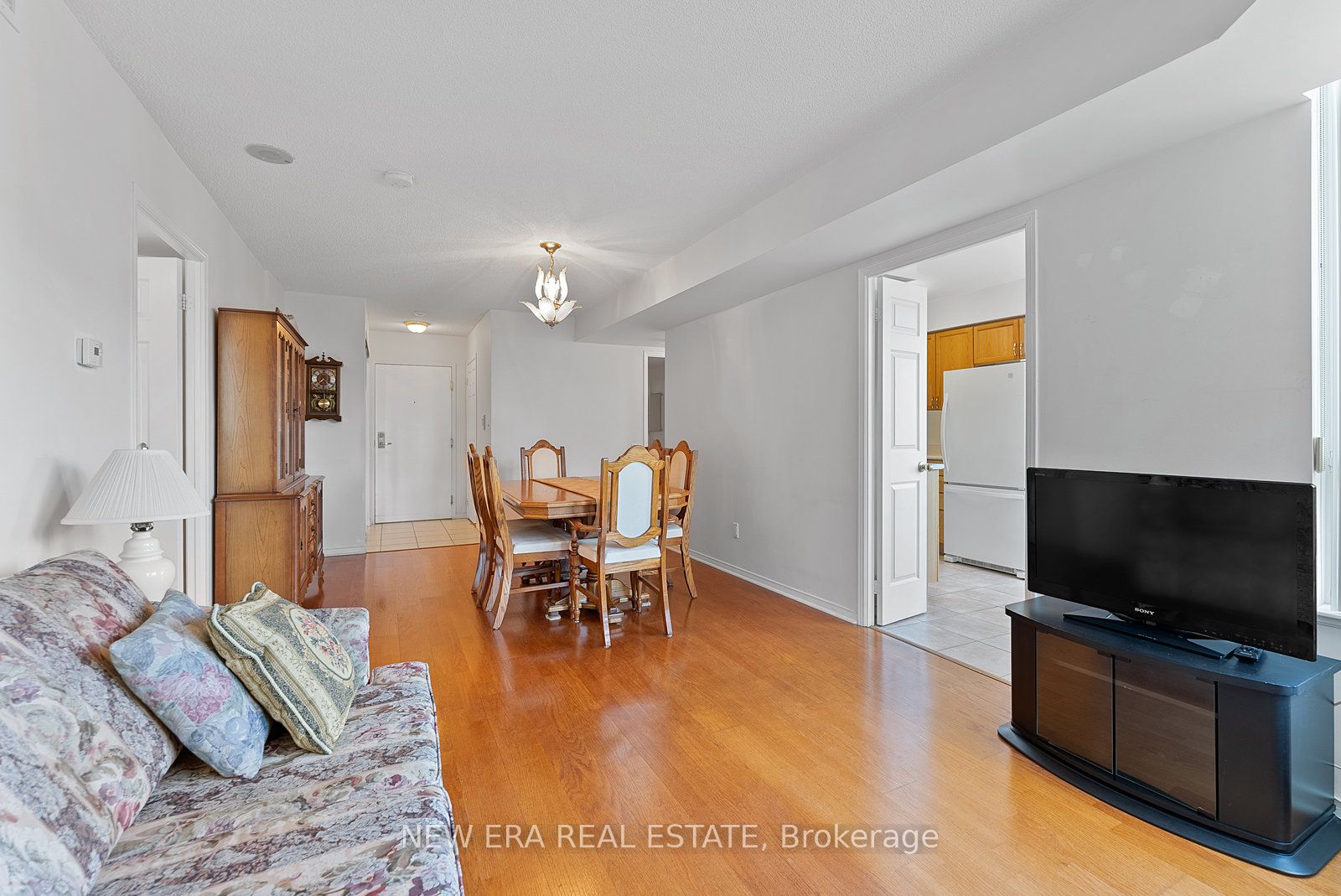 5 Emerald Lane 3 Property Photo 10