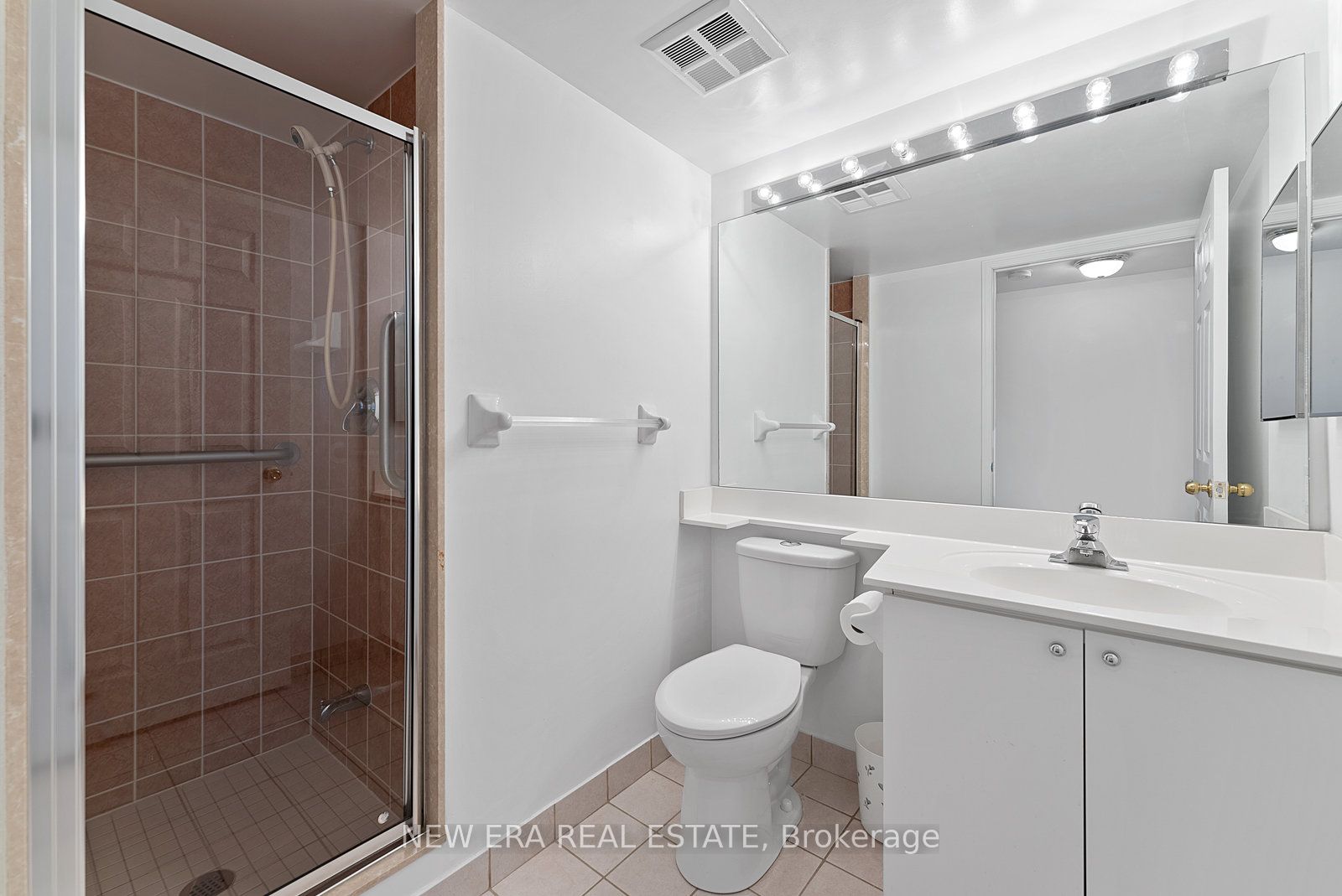 5 Emerald Lane 3 Property Photo 26