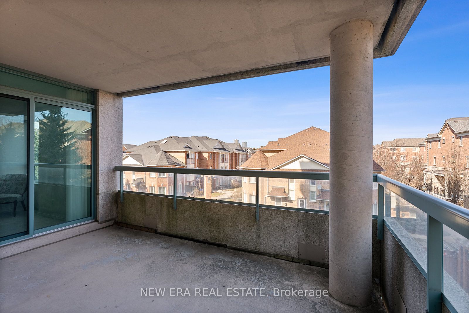 5 Emerald Lane 3 Property Photo 29