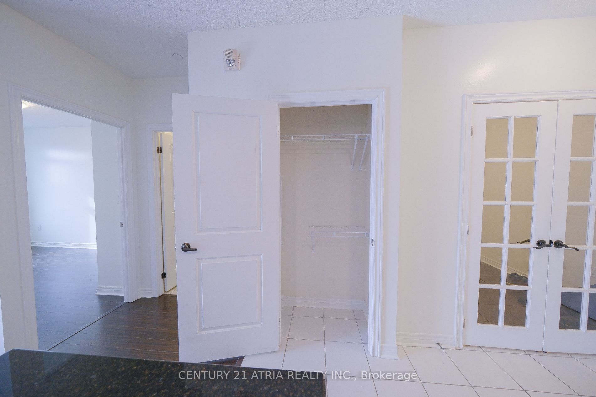 7768 Kennedy Rd 8 Property Photo 14