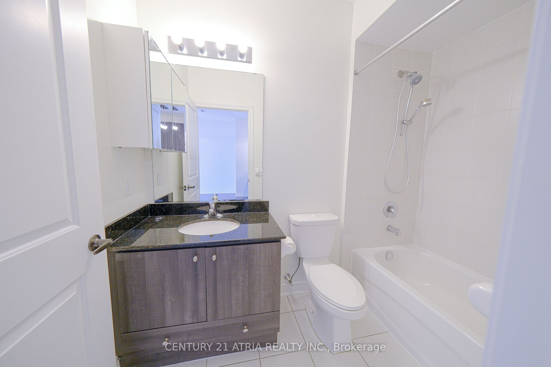 7768 Kennedy Rd 8 Property Photo 20