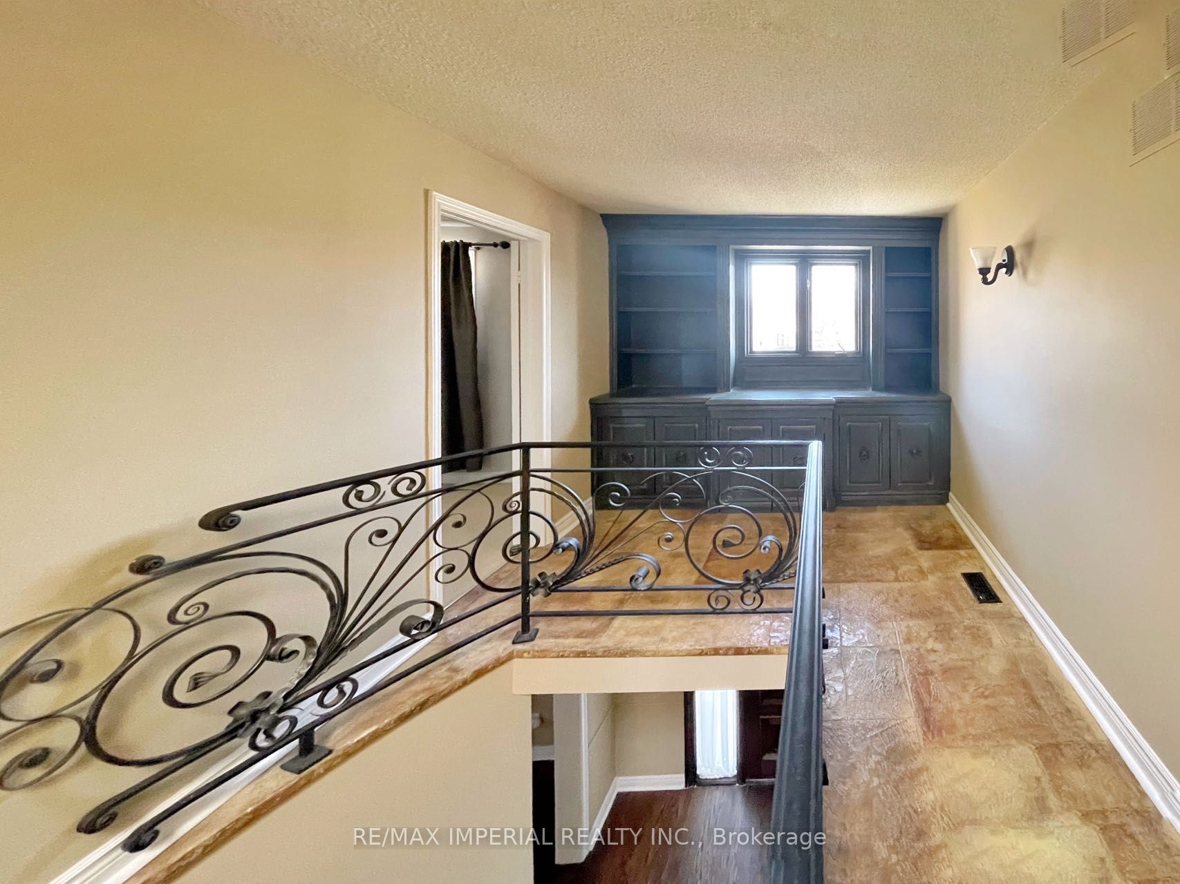 251 Kemano Rd E Property Photo 22
