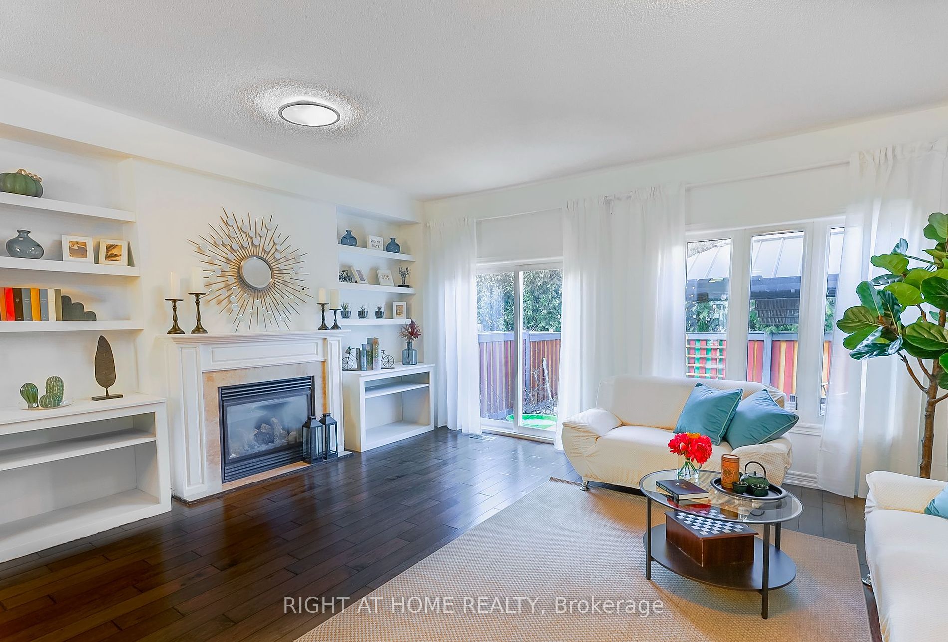 24 Donald Stewart Cres Property Photo 12
