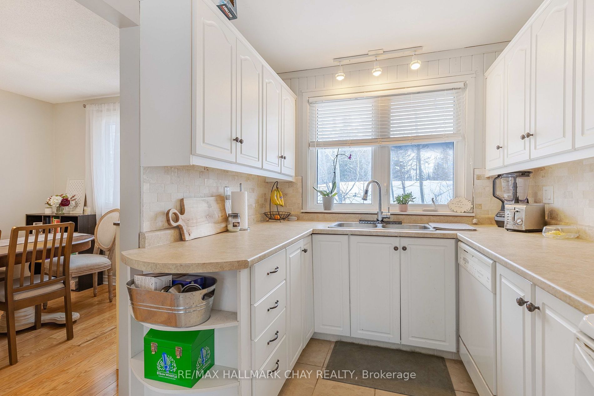 2426 25 Sdrd Property Photo 7