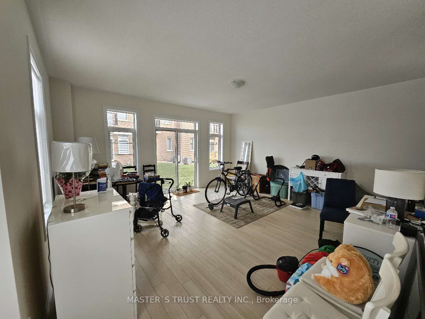 45 Sissons Way Property Photo 4