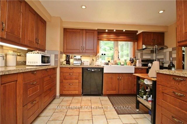 2947 12th Line Property Photo 14